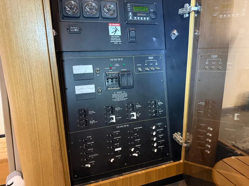 Slide: The Image of Electrical control panel on a 2001 Bayliner 5288 Pilot House Motoryacht. - 37