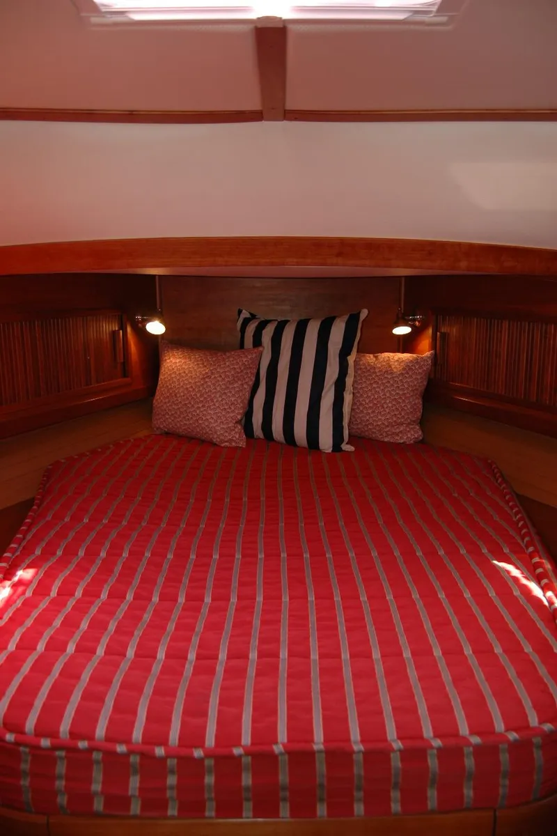 Slide: The Image of Sabre 36 Flybridge Sedan 2006 - 106