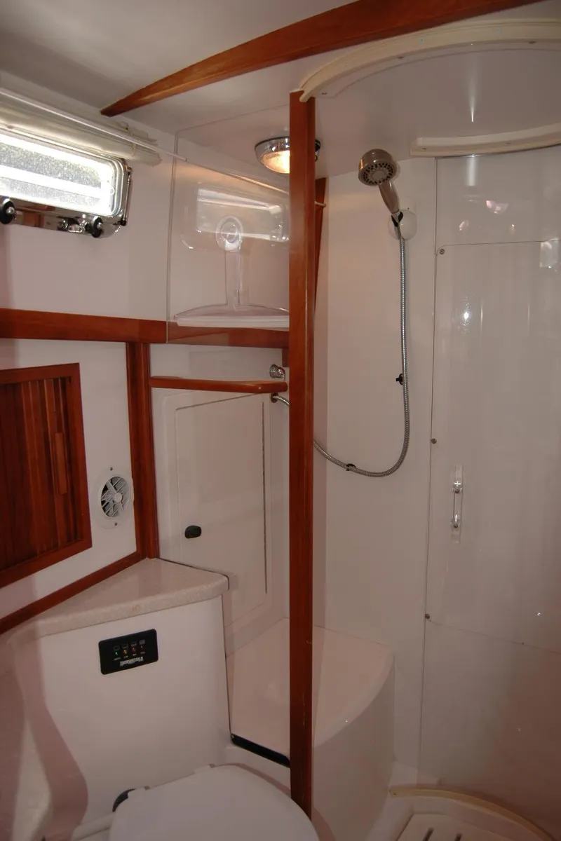 Slide: The Image of Sabre 36 Flybridge Sedan 2006 - 111