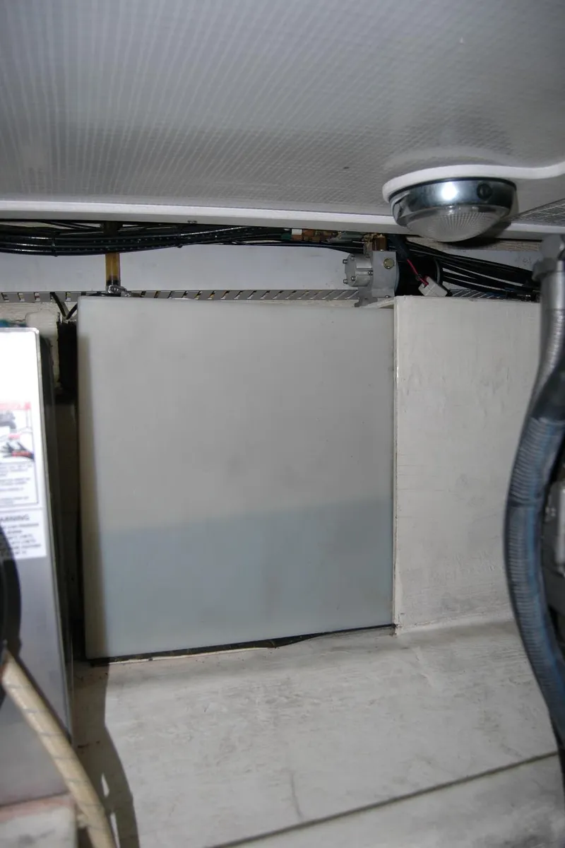 Slide: The Image of Sabre 36 Flybridge Sedan 2006 - 141