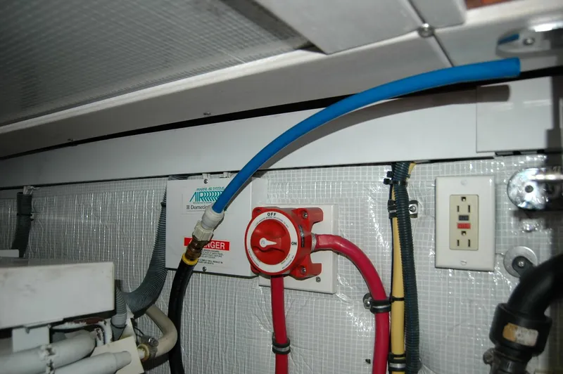 Slide: The Image of Sabre 36 Flybridge Sedan 2006 - 143