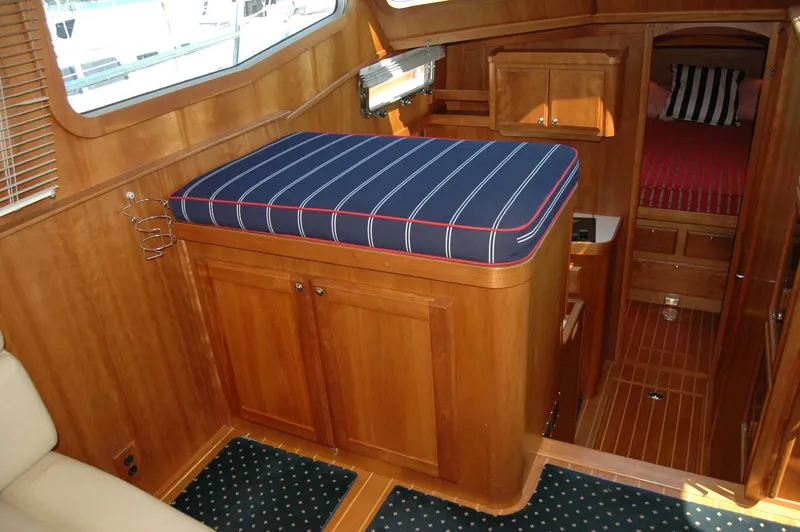 Slide: The Image of Sabre 36 Flybridge Sedan 2006 - 65