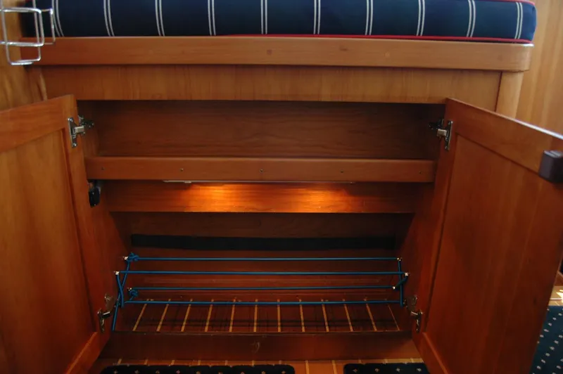 Slide: The Image of Sabre 36 Flybridge Sedan 2006 - 67