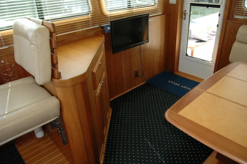 Slide: The Image of Sabre 36 Flybridge Sedan 2006 - 72