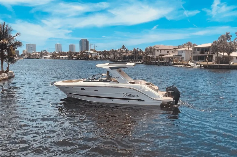 Slide: The Image of Sea Ray SLX 310 Outboard 2024 - 1