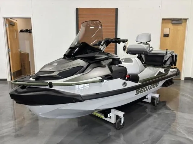 Slide: The Image of Sea-Doo FISH PRO 2025 - 4