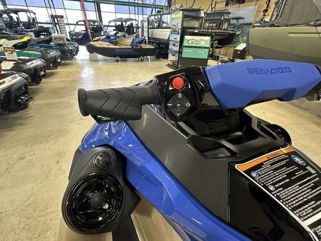 Slide: The Image of Sea-Doo Wake 2025 - 9