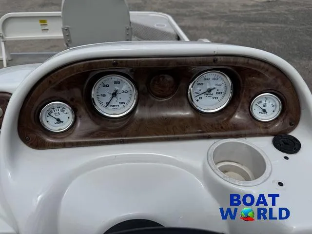 Slide: The Image of Starcraft Limited 200 4-PT Pontoon 2006 - 13