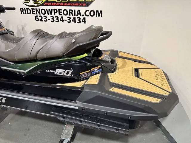 Slide: The Image of Kawasaki ULTRA 160LX 2025 - 18