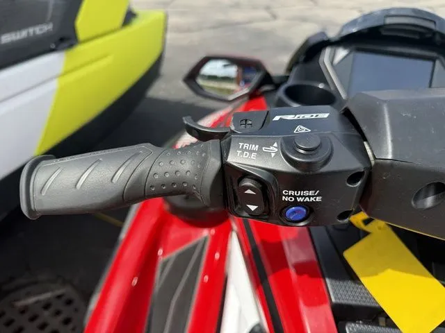 Slide: The Image of Yamaha FX Cruiser SVHO with Audio System 2023 - 15