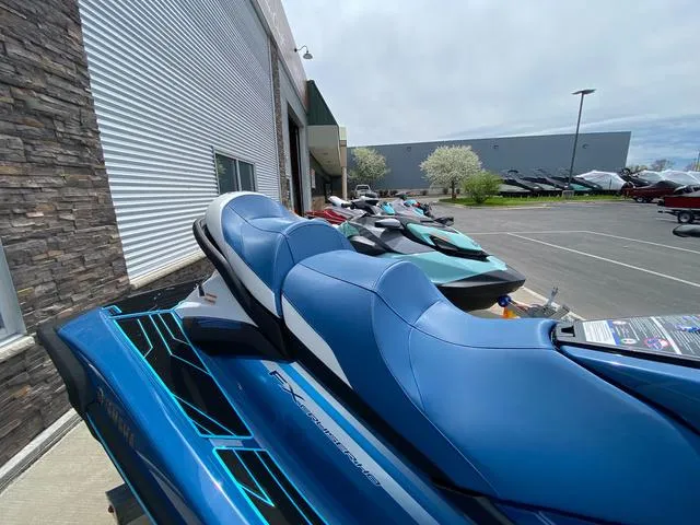 Slide: The Image of Yamaha FX Cruiser HO 2024 - 6