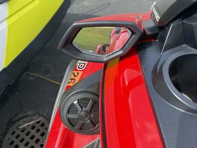 Slide: The Image of Yamaha FX Cruiser SVHO with Audio System 2023 - 18