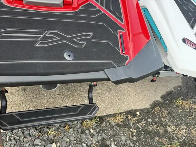 Slide: The Image of Yamaha FX Cruiser SVHO with Audio System 2023 - 7