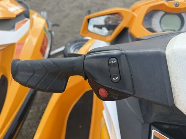 Slide: The Image of Sea-Doo GTI 2017 - 25