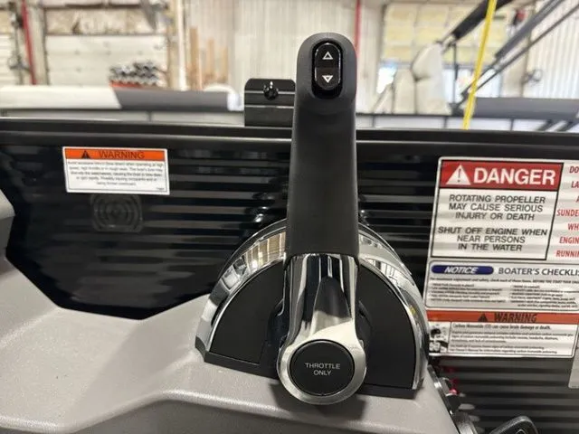 Slide: The Image of Bennington S-One Quad Bench 22 SSR Tritoon 2026 - 13