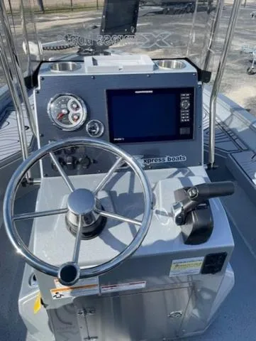 Slide: The Image of Xpress H20B Bay 2026 - 6