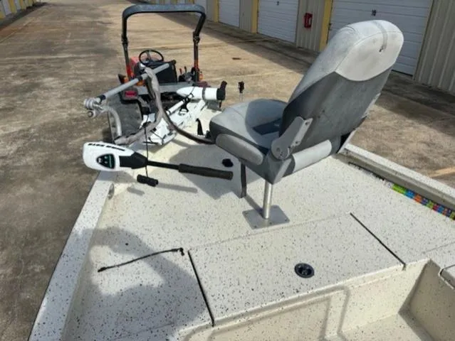 Slide: The Image of Xpress Hyper-Lift® Bay H20B 2017 - 3