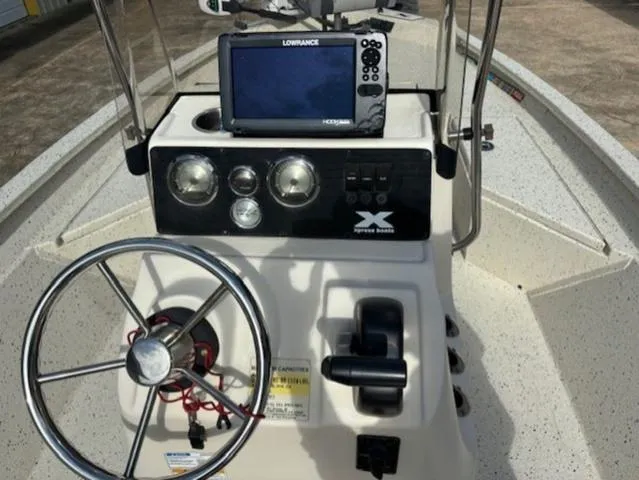 Slide: The Image of Xpress Hyper-Lift® Bay H20B 2017 - 5