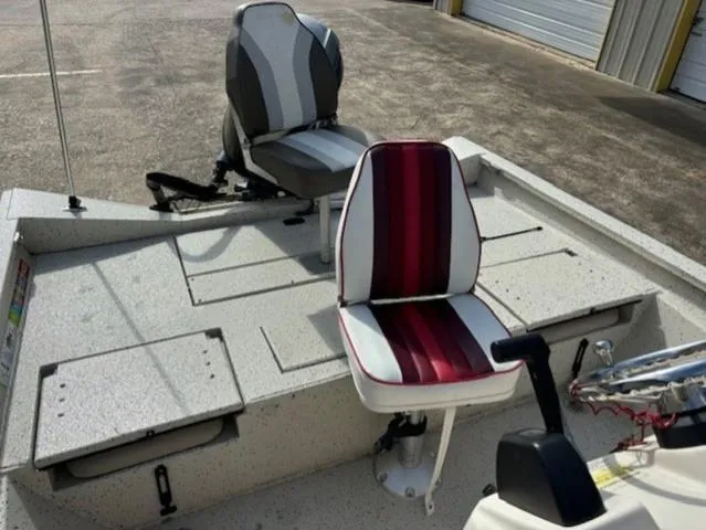 Slide: The Image of Xpress Hyper-Lift® Bay H20B 2017 - 6