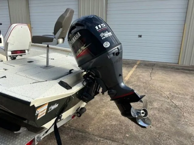 Slide: The Image of Xpress Hyper-Lift® Bay H20B 2017 - 9