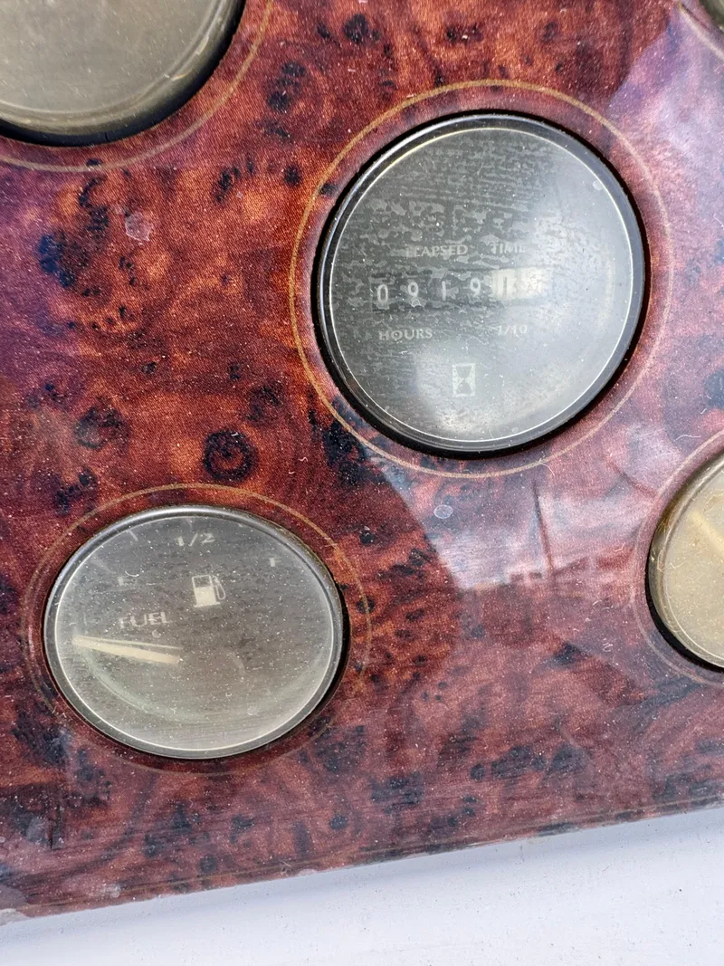 Slide: The Image of Close-up of 1998 Maxum 4600 SCB boat dashboard gauges. - 10