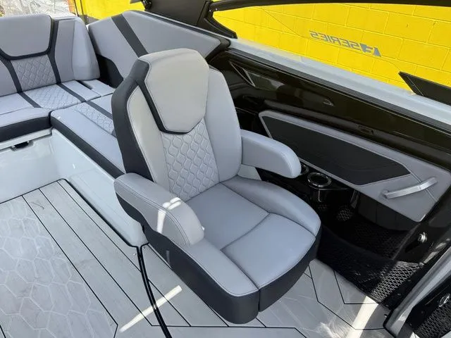 Slide: The Image of Yamaha 255XE 2024 - 22