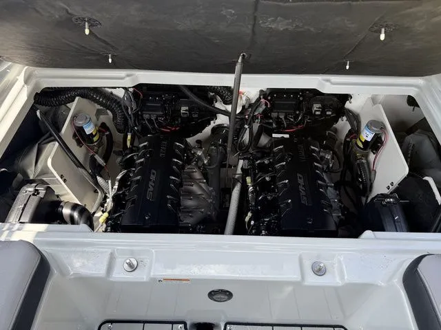 Slide: The Image of Yamaha 255XE 2024 - 34