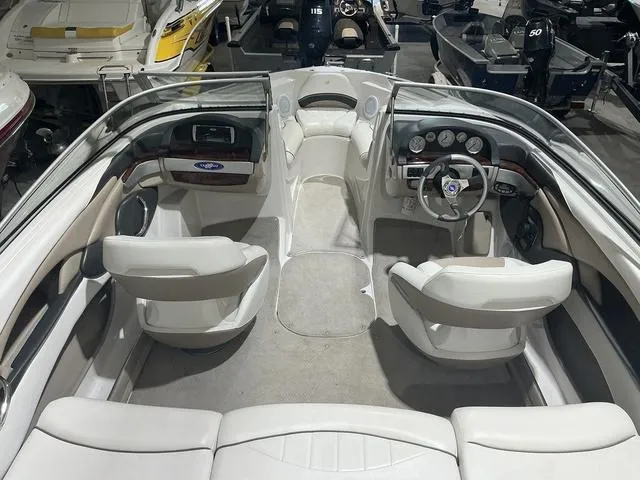 Slide: The Image of Four Winns 200 Horizon 2005 - 11