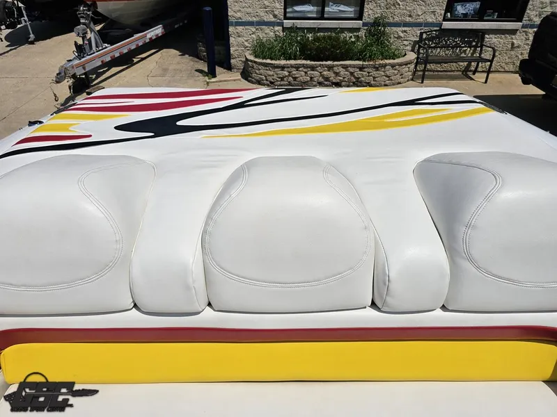 Slide: The Image of Baja 33 Outlaw 2005 - 99