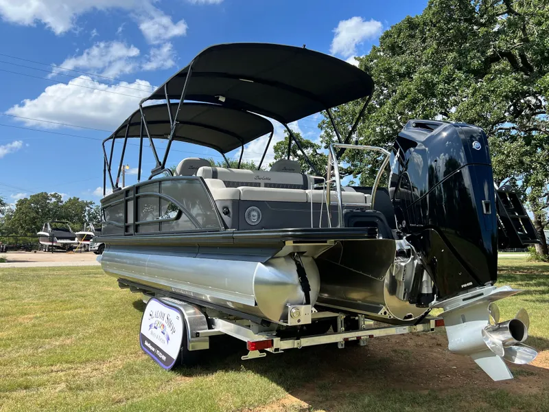 Slide: The Image of 2025 BARLETTA L25UC - Image 6 - 6