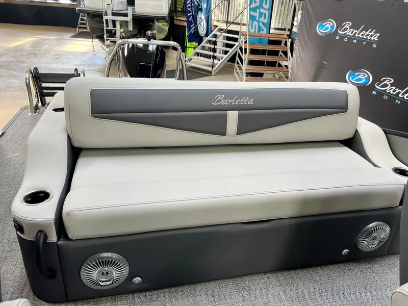 Slide: The Image of 2025 BARLETTA C24UC - Image 15 - 15