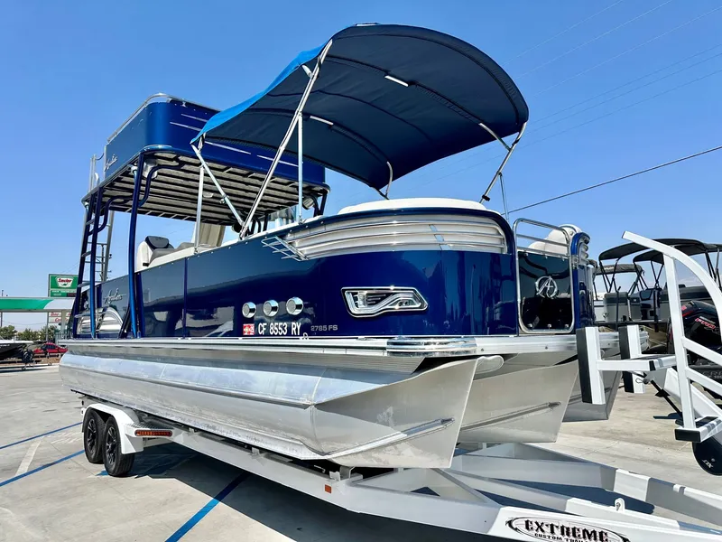 Slide: The Image of Avalon Ambassador Cruise Funship 27' w/ 250Hp Mercury Verado! 2017 - 12