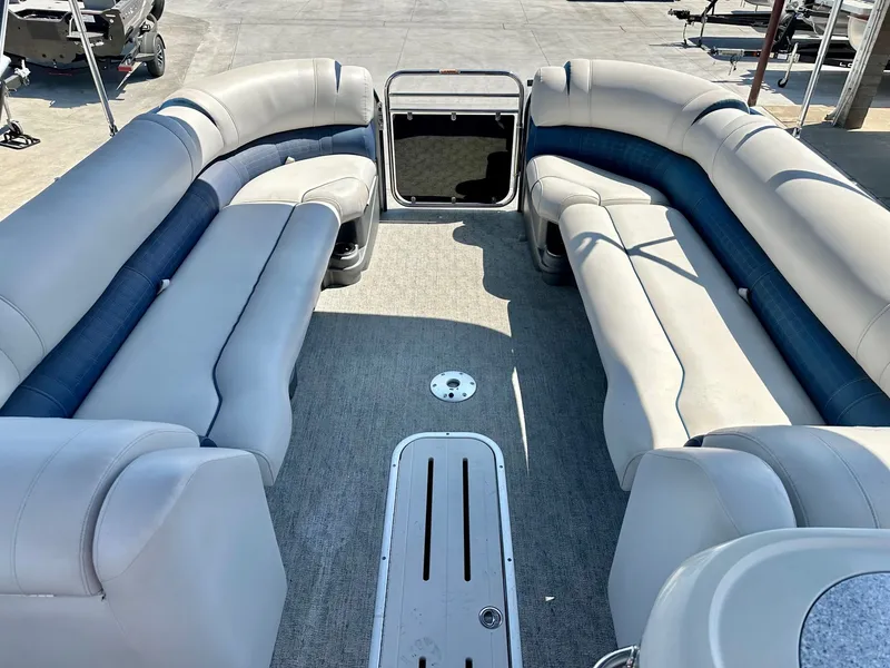 Slide: The Image of Avalon Ambassador Cruise Funship 27' w/ 250Hp Mercury Verado! 2017 - 18