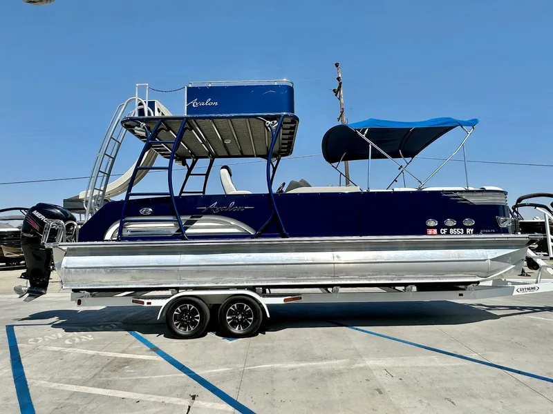 Slide: The Image of Avalon Ambassador Cruise Funship 27' w/ 250Hp Mercury Verado! 2017 - 4