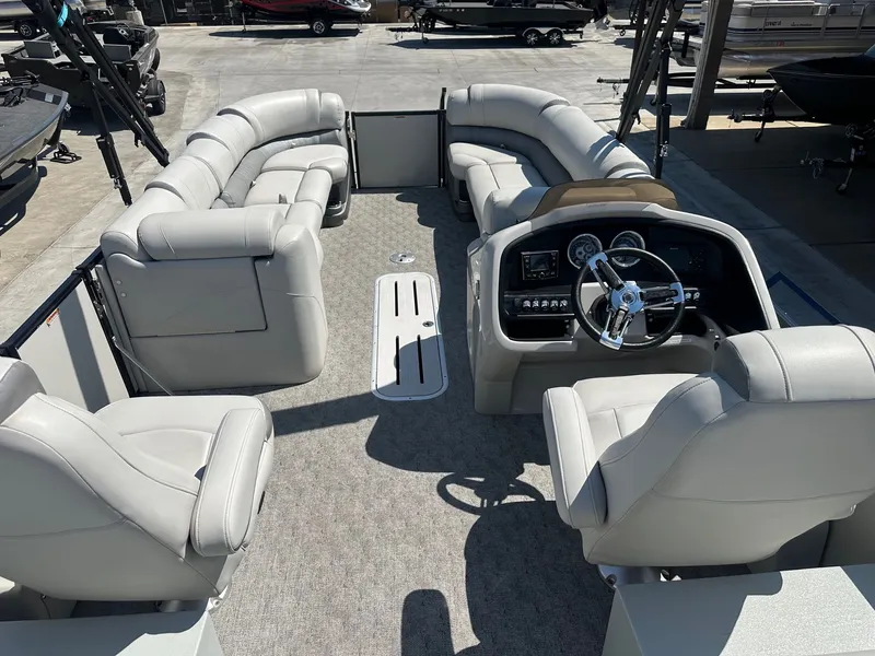 Slide: The Image of Avalon Catalina Platinum Rear Lounge 27' w/ 300HP Mercury Verado! 2018 - 5