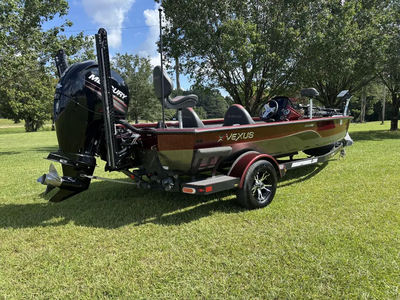 Slide: The Image of Vexus AVX1980 2019 - 10