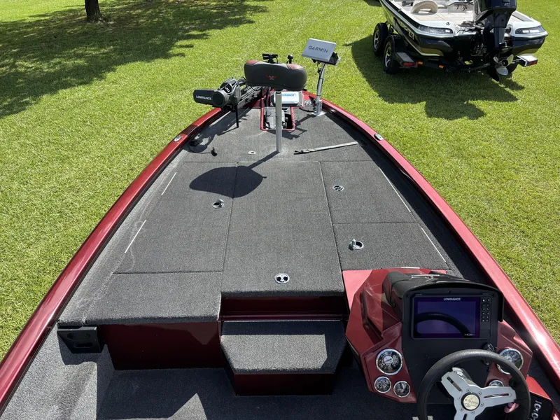 Slide: The Image of Vexus AVX1980 2019 - 6