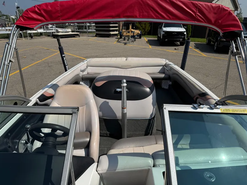 Slide: The Image of MasterCraft ProStar 197 2005 - 13