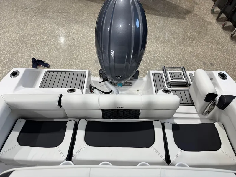 Slide: The Image of Tidewater 210 LXF 2026 - 14