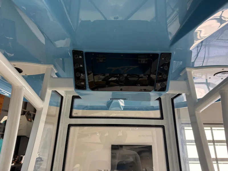 Slide: The Image of Tidewater 210 LXF 2026 - 9