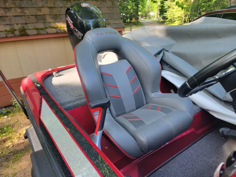 Slide: The Image of Nitro Z18 2020 - 9