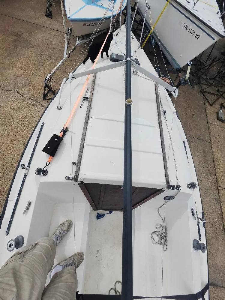 Slide: The Image of Top view of a 1982 Starwind 19 sailboat on a trailer, showing deck and rigging. - 7