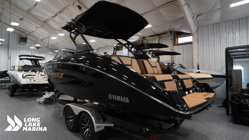 Slide: The Image of Yamaha 255XD 2025 - 2