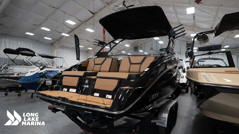 Slide: The Image of Yamaha 255XD 2025 - 4