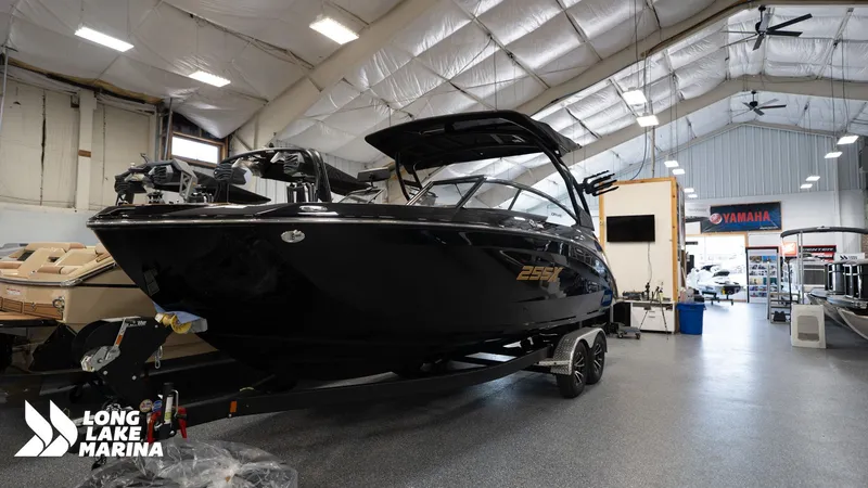 Slide: The Image of Yamaha 255XD 2025 - 7