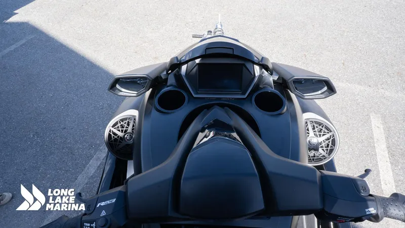 Slide: The Image of Yamaha FX Cruiser SVHO w/ Audio 2025 - 6