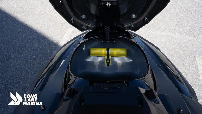 Slide: The Image of Yamaha FX Cruiser SVHO w/ Audio 2025 - 9