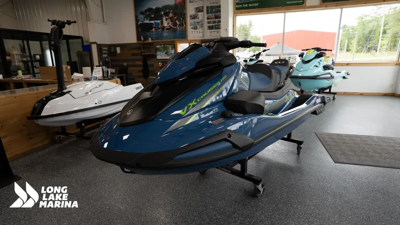 Slide: The Image of Yamaha VX CRUISER HO 2025 - 8