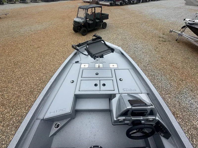 Slide: The Image of Xpress Hyper-Lift Crappie Series 2026 - 8