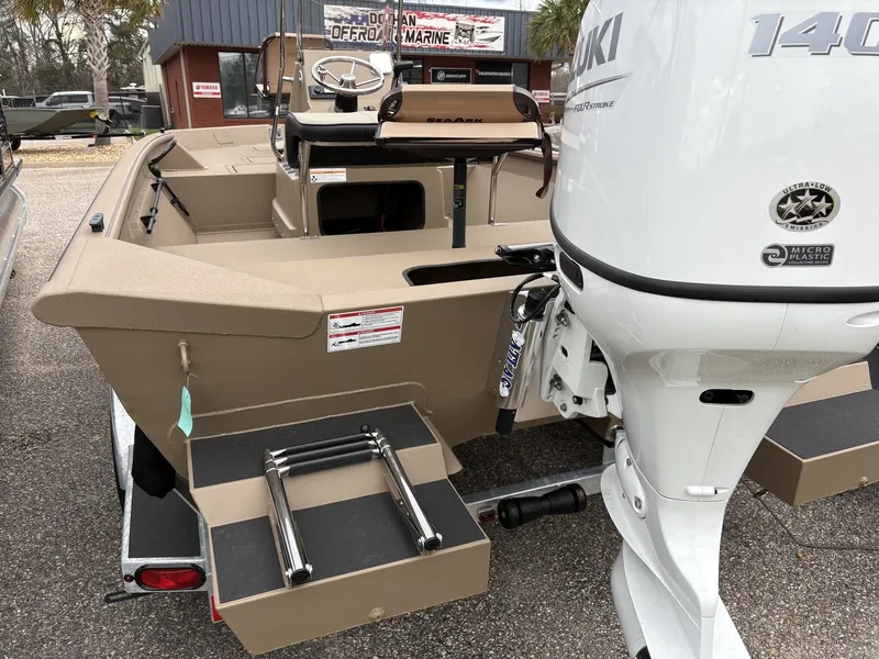 Slide: The Image of SeaArk Shadow 187 2025 - 3